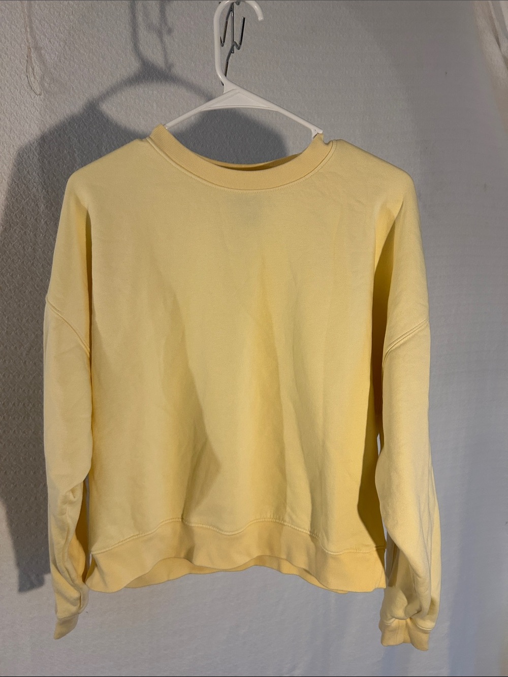 GAP Pale Yellow Crewneck Sweatshirt